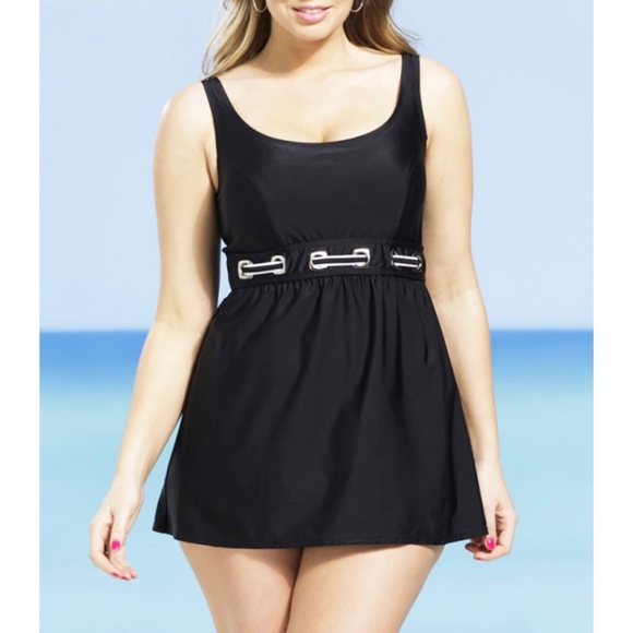 DELTA BURKE Plus Size 16 Black Nautical Grommet Accent Swimdress - Picture 1 of 10